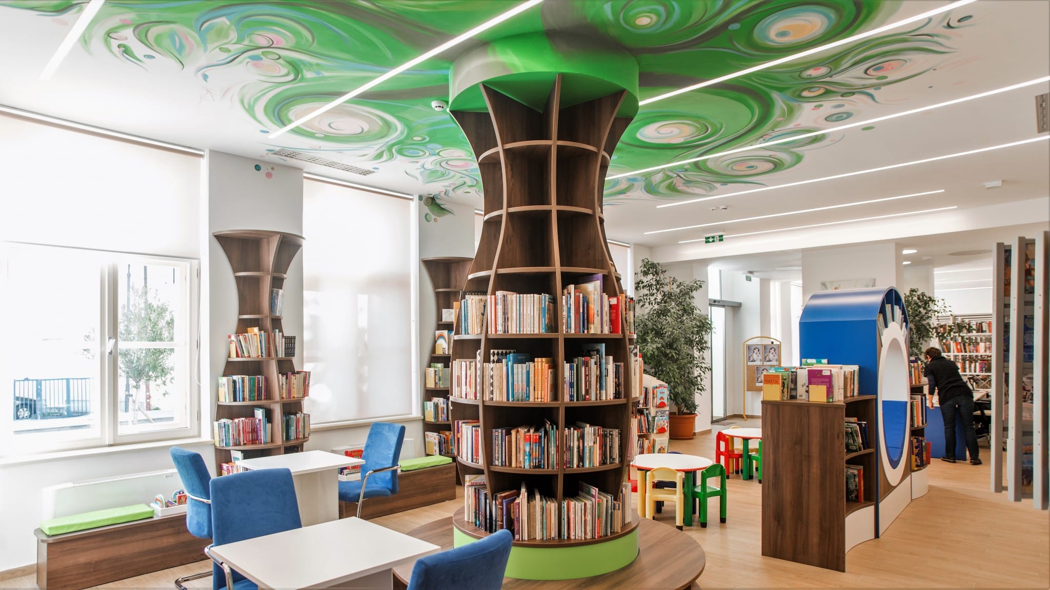 Opremanje knjižnica - novi uredski namještaj u dječjem odjelu gradske knjižnice u Crikvenici  Opremanje knjižnice