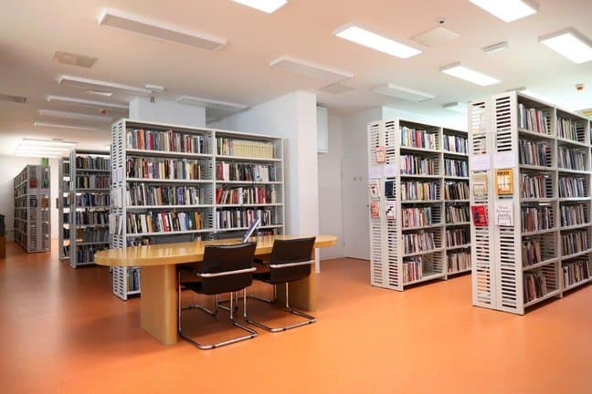 Gradska knjižnica Ivanić-Grad, knjižni regal Sysco, Primat Logistika Gradska knjižnica Ivanić-Grad, knjižni regal Sysco