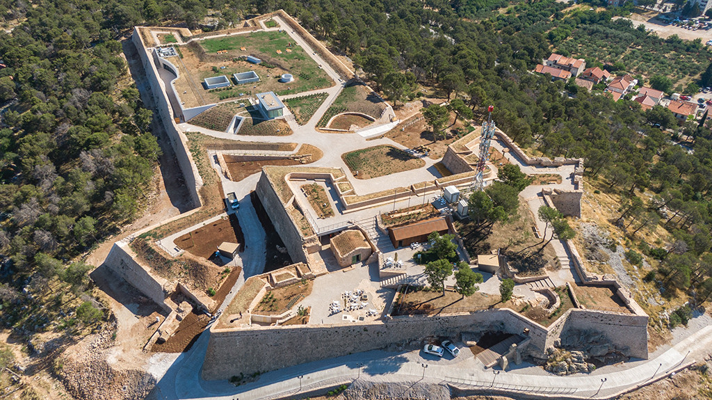 Tvrđava sv. Ivana Tvrđava sv. Ivana - slika iz zraka