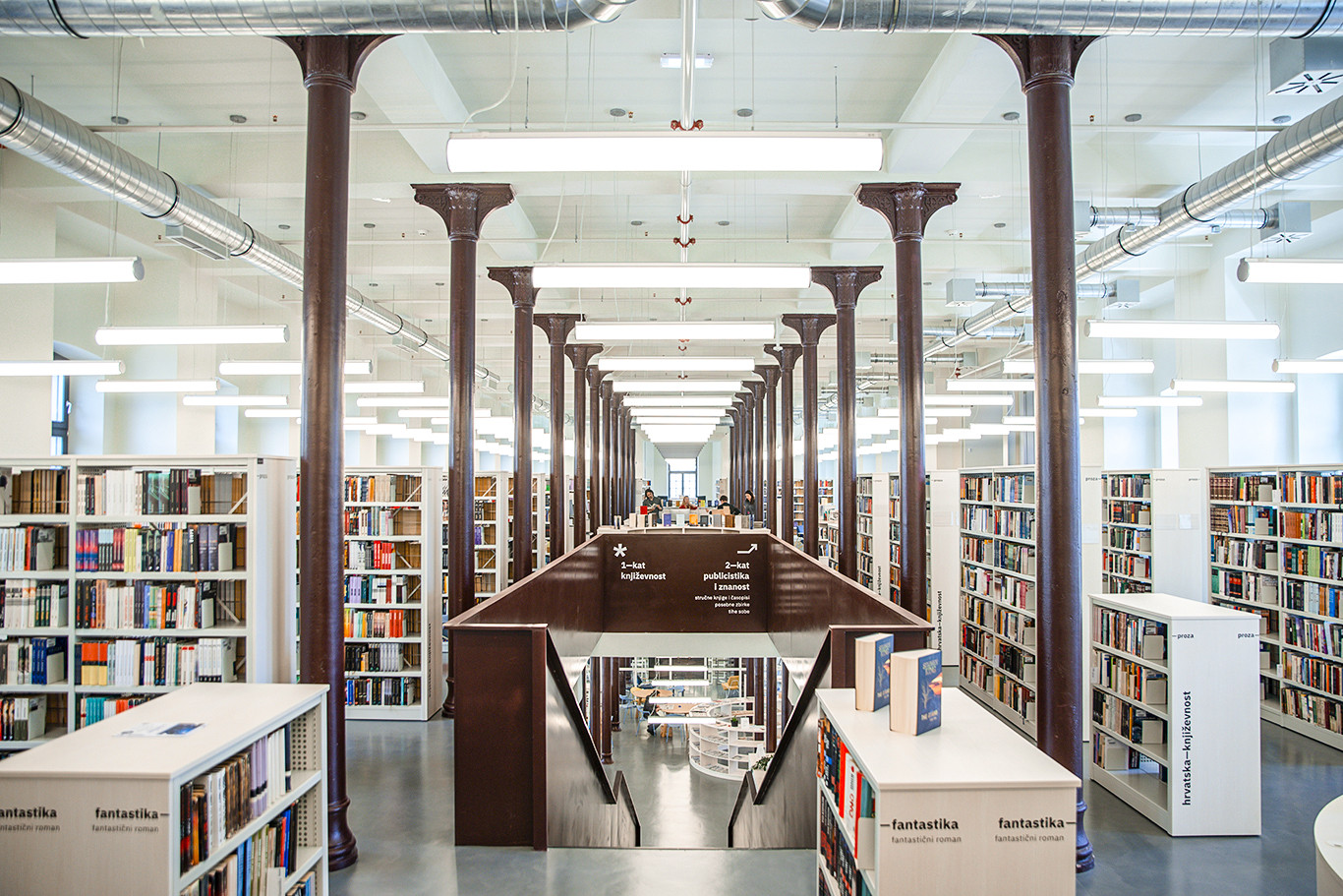 Gradska knjižnica Rijeka - opremanje knjižnica Gradska knjiznica Rijeka - opremanje knjiznice