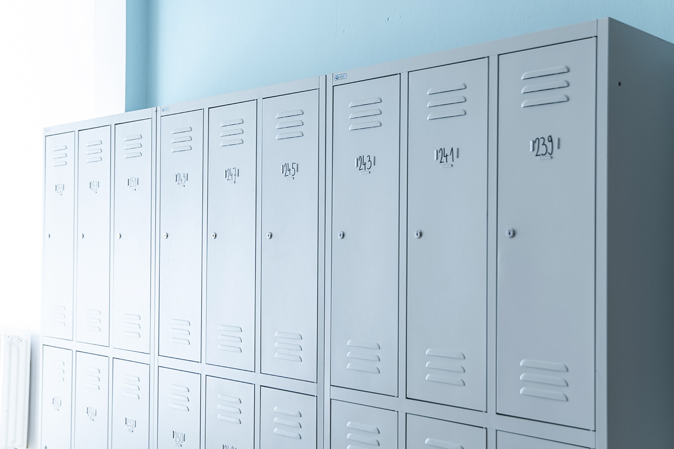 Osnovna škola Luka - metalni namještaj Osnovna škola Luka - metalni namještaj