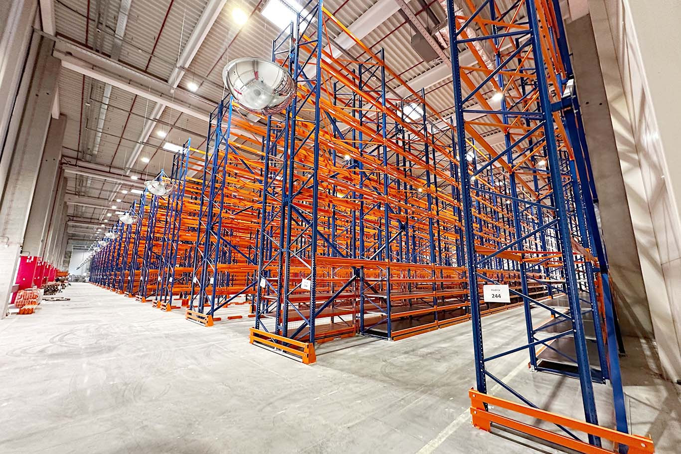 LDC DM - Beograd - Skladišni regali LDC DM - Beograd