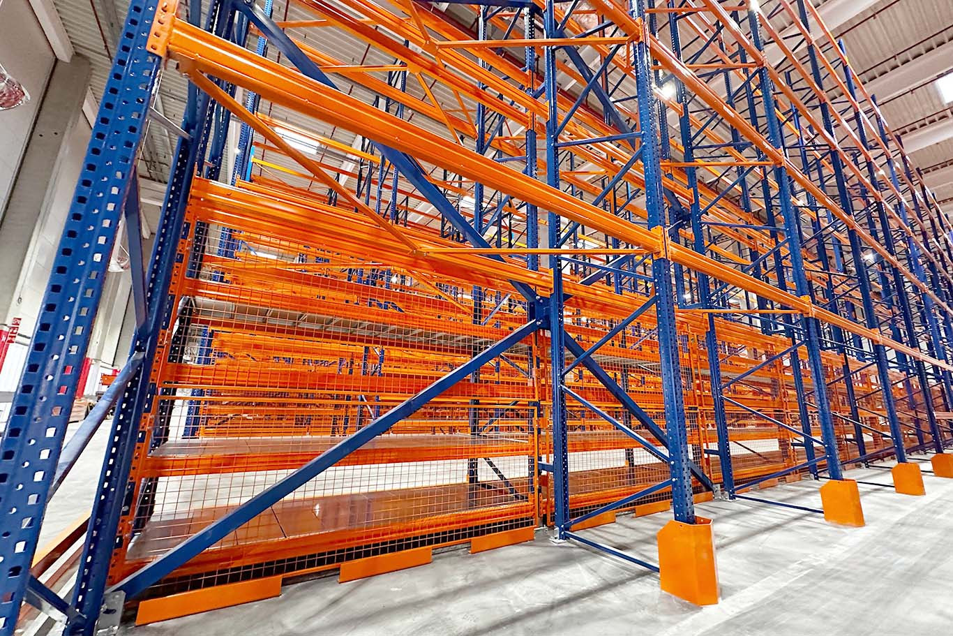 LDC DM - Beograd - Skladišni regali LDC DM - Beograd