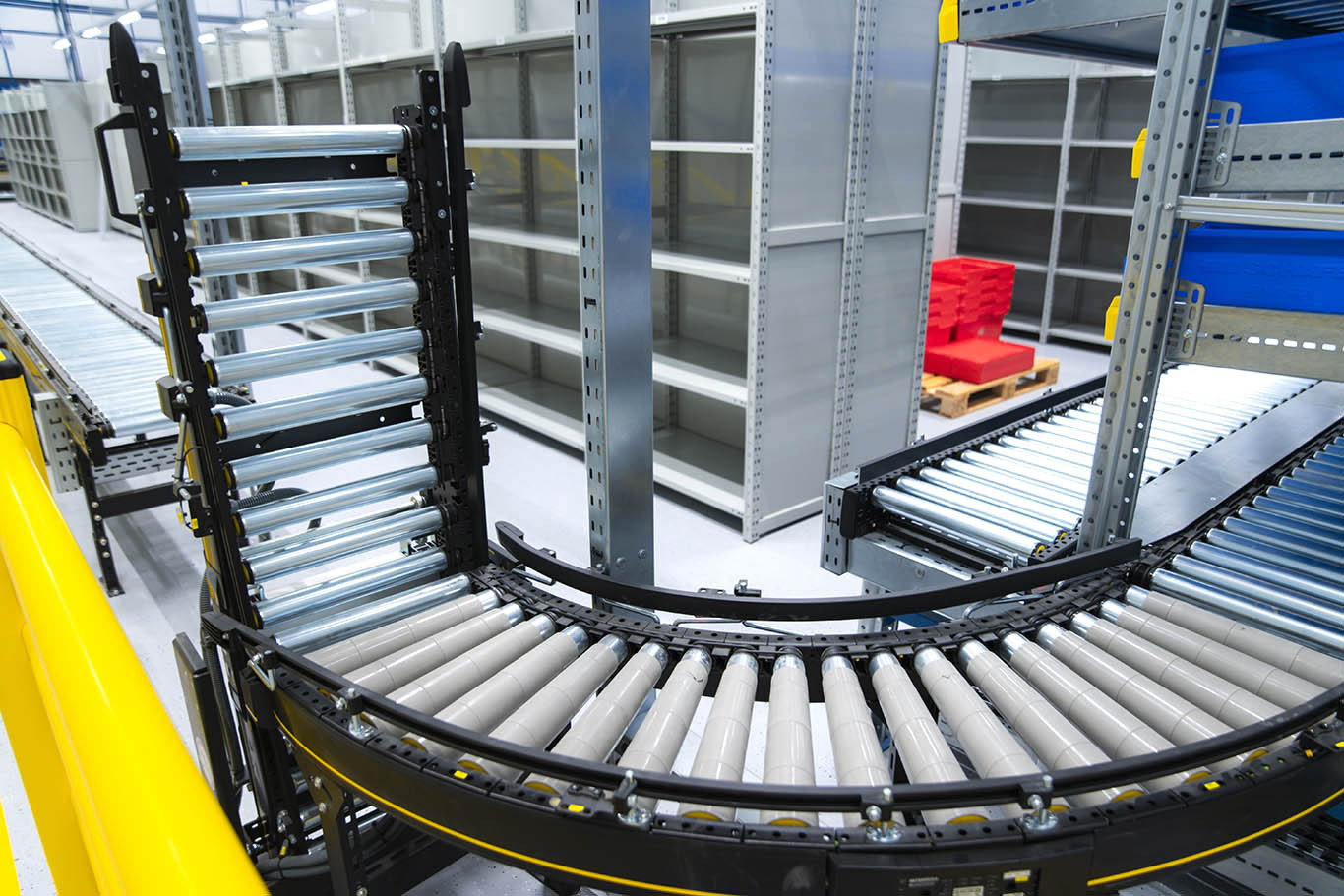 Skladišna oprema i sustavi - Medical intertrade Transportna linija