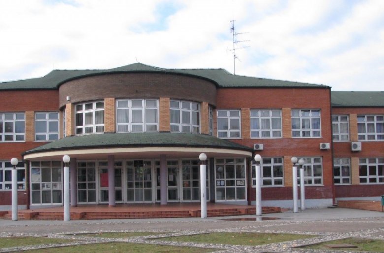 Osnovna škola Vrbani - garderobni ormari